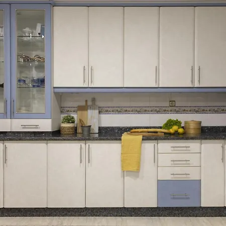 Apartman Bleumaison-apartamentos Lubians 1