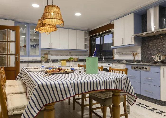 Bleumaison-apartamentos Lubians 1